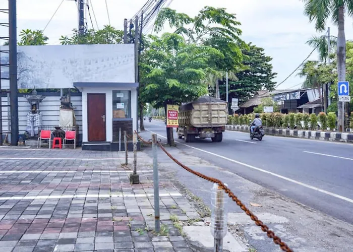Hotel Koolkost At Bypass Jimbaran - Minimum 30 Nights